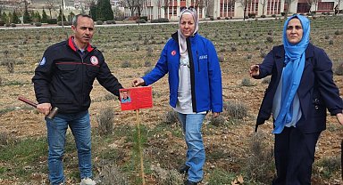 Kütahya'da şehit itfaiye eri anısına fidan dikildi