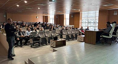 Kütahya'da veteriner hekimlere hizmet içi eğitim düzenlendi