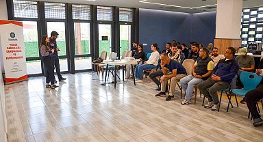 Kütüphanelerde bağımlılıkla mücadeleye yönelik farkındalık eğitimi