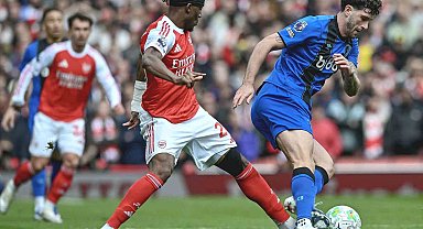 Lider Arsenal'a evinde Bournemouth çelmesi