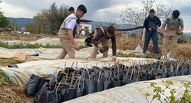 Liselilerden bölge tarımına büyük katkı
