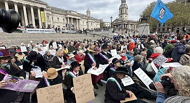 Londra polisinden Filistin'e destek gösterisine müdahale: 212 gözaltı