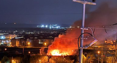 Lüleburgaz'da korkutan yangın