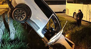 Lüleburgaz'da otomobil AVM otoparkına uçtu