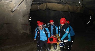 Maden ocağındaki göçük tatbikatı gerçeği aratmadı