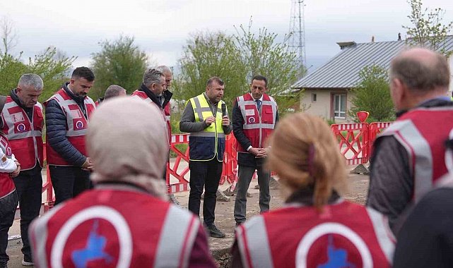 Mahalle muhtarları projeleri inceledi