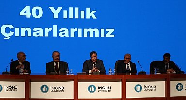 Malatya'da "40 Yıllık Çınarlar" paneli düzenlendi