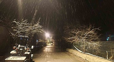 Malatya'nın yüksek kesimlerinde kar etkili oluyor