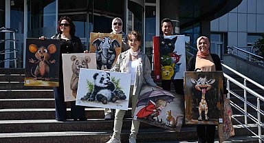 Manisa Büyükşehir Belediyesinden minik hastalara 23 Nisan morali