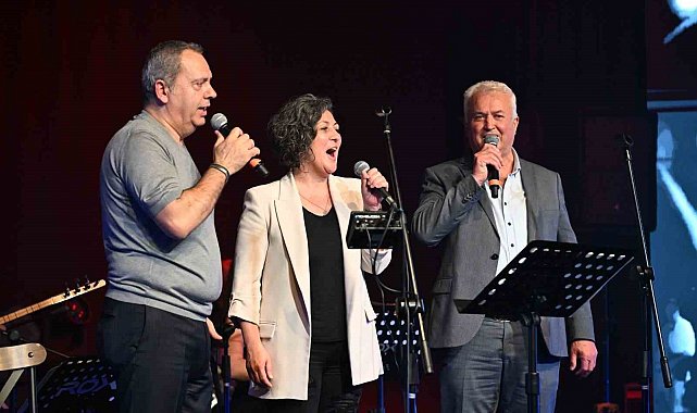 Manisa'da "Ustalara Saygı" gecesine büyük ilgi