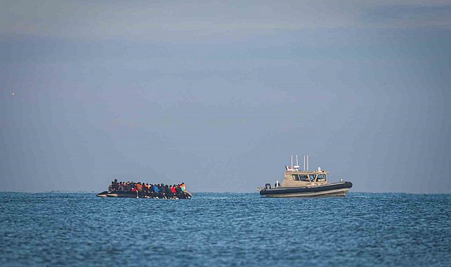 Manş Denizi'nde göçmen faciası: 4 ölü