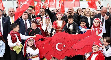 Menemen'de coşkulu kutlama