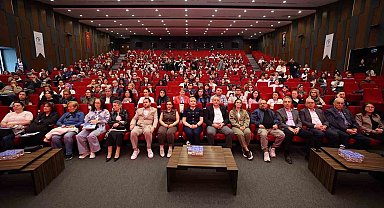 Merkezefendi Belediyesi MBLab Ai eğitimleriyle gençleri yapay zekanın geleceğine hazırlıyor