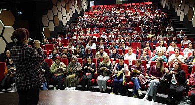 Merkezefendi'de kadınların el emeği büyük markalara uzanan bir değere dönüştü