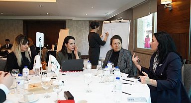 Mersin Büyükşehir Belediyesi kadın dostu kentler çalıştayında yer aldı