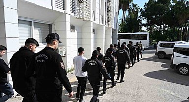 Mersin'de dolandırıcılık şebekesi çökertildi: 100 milyonluk para trafiği ortaya çıktı