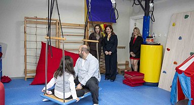 Mersin'de otizmli çocuklar ve aileleri buluştu