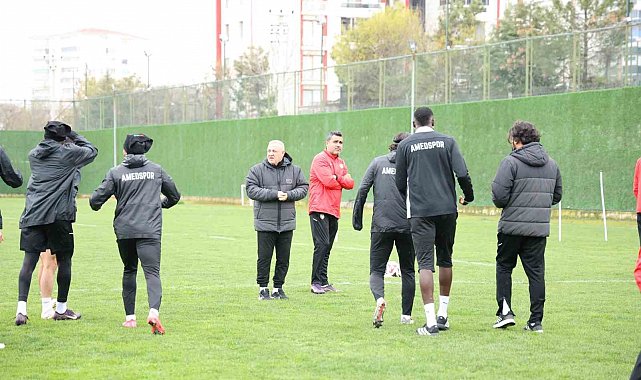 Mesut Bakkal: "Süper Lig'e çıkmak için çok az bir zamanımız kaldı"