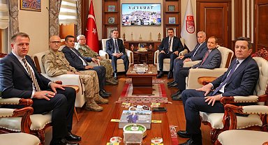 Milli Savunma Bakan Yardımcısı Ayhan'dan memleketi Bayburt'a ziyaret