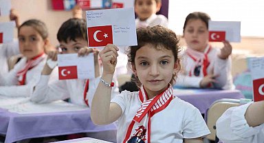 Minik eller yiğit yürekler için mektup yazdı, yiğitlerin cevabı gecikmedi