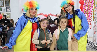 Minikler için üniversitede şenlik