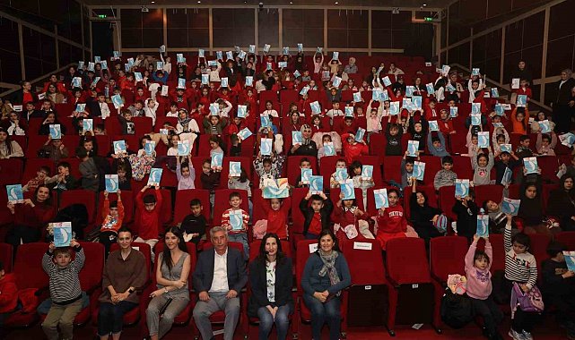 Minikler, "Kızıl Kaptan" ile hayal yolculuğuna çıktı