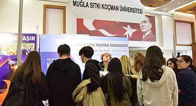 MSKÜ, tercih ve tanıtım fuarında aday öğrencilerle buluştu