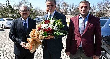 Müftülükten Vali Baruş'a birifing