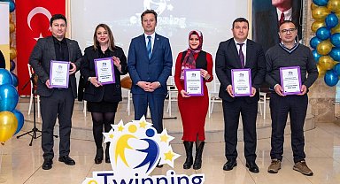 Muğla'nın eğitim yıldızları ödüllendirildi