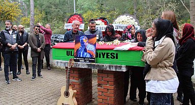 Müzisyen Rıza Tamer Şişman Akyaka'da toprağa verildi