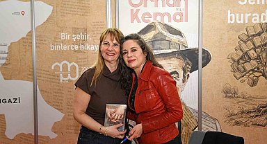 Nilüfer Açıkalın Osmangazi'de okurlarıyla buluştu