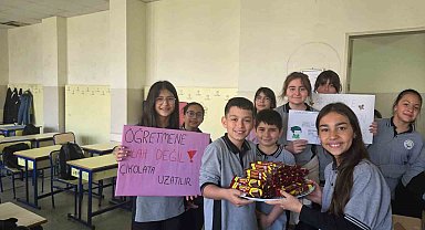 Öğretmenler ve öğrenciler birbirine moral oldu