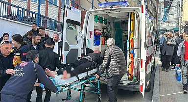 Okul önünde silahlı saldırı: 2 yaralı