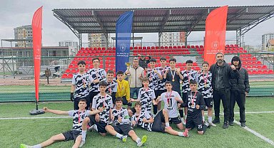 Okullar futbolda Türkan Altun Anadolu Lisesi şampiyon oldu
