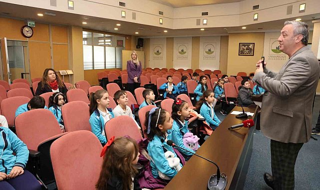 Osmangazi Belediyesi'nden çocuklara yerel yönetim bilinci