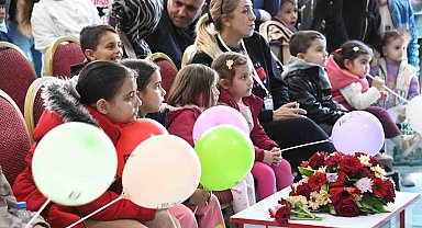 Osmaniye kitap fuarı ilk 3 günde 30 bin ziyaretçiyi ağırladı