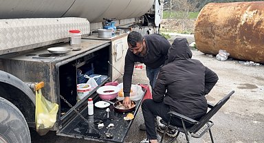 Osmaniye'de şoförlerin zorlu nöbeti: 12 gündür yükler boşaltılmadı