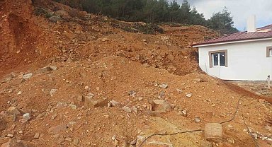 Osmaniye'de yağış sonrası heyelan: Bazı evlerin çevresinde çatlaklar oluştu