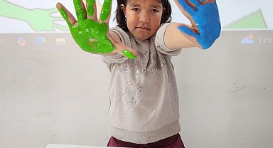 Otizm Farkındalık Günü'nde öğrencilerden anlamlı etkinlik