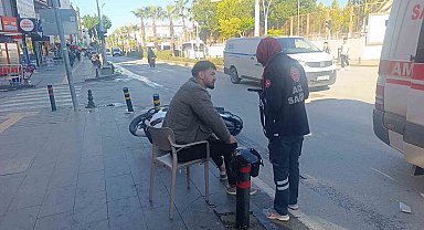 Otomobil ile motosikletin çarpıştığı kazada 1 kişi yaralandı