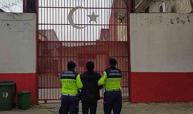 Otoyol uygulamasında firari hükümlü yakayı ele verdi