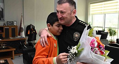 Özel öğrencilerden Erzincan Emniyetine anlamlı ziyaret