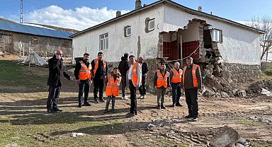 Patnos'ta deprem sonrası inceleme