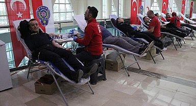 Polis Haftası: 181. yıla 181 ünite kan bağışı
