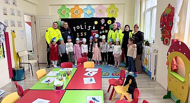 Polis Haftası'nı öğrencilerle kutladılar