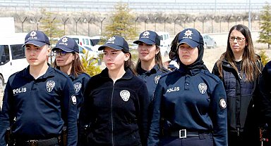 Polis Okulu Yerleşkesinde fidanlar toprakla buluşturuldu