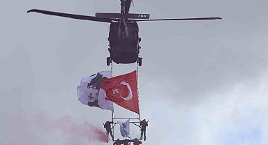 Polis özel harekatın helikopterli gösterisi nefes kesti