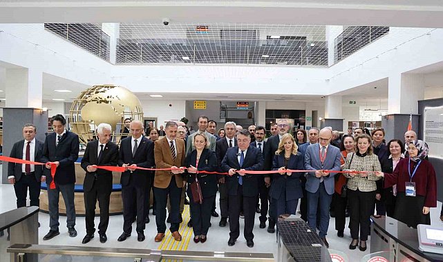 Prof. Dr. Durmuş Günay Kütüphanesi öğrenci ve akademisyenlerin hizmetine açıldı