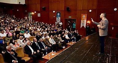 "Duyulmayan çocuk, yorgun anne-baba, kaybolan iletişim" konferansına yoğun ilgi