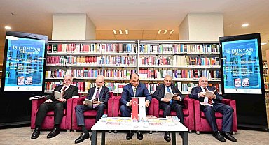 "İş Dünyası Okuyor" etkinliğinin üçüncüsü düzenlendi